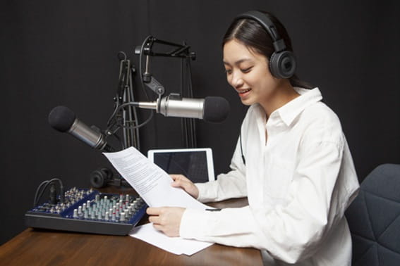 ラジオパーソナリティ